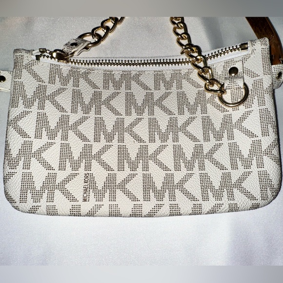 MICHAEL KORS MK Signature Belt Bag Pouch-Fanny Pack with Gold Chain - Picture 10 of 12